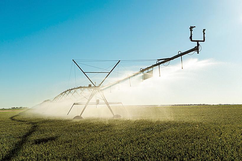 Fermierii vor primi apa pentru irigaţii gratuit