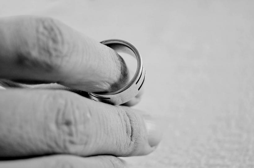 Italienii stau la cozi interminabile ca să divorțeze