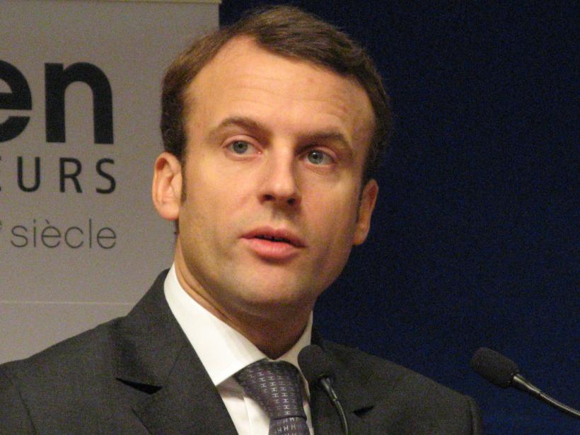 Emmanuel Macron va fi investit duminică președinte al Franței