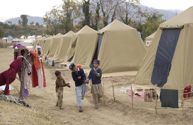 Comisia Europeană cere României să intensifice ritmul primirii refugiaţilor conform cotelor obligatorii