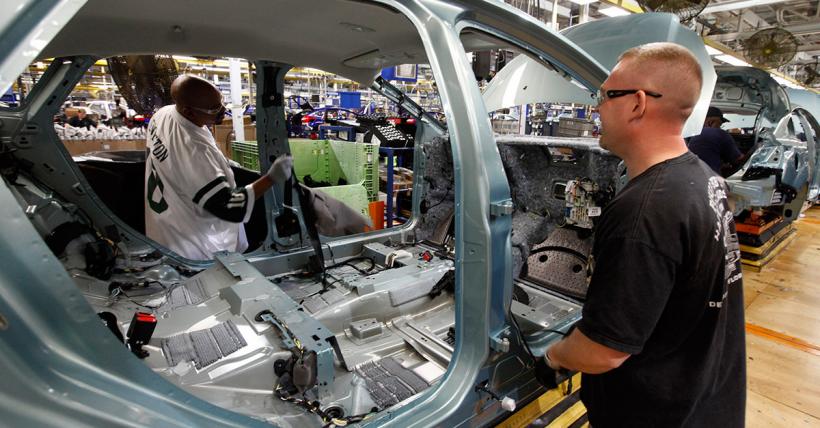 Ford confirmă concedierea a 1.400 de angajaţi în America de Nord şi Asia