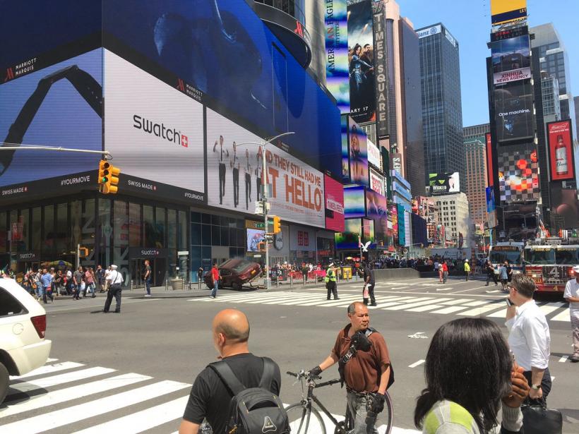 UPDATE - New York, Times Square. O mașină a intrat în plin în pietoni