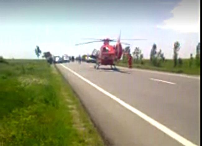 Grav accident rutier la Scorniceşti; o femeie - transportată cu elicopterul SMURD la spital