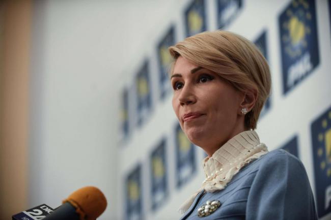 Raluca Turcan: Legea salarizării unitare este susţinută de doi oameni - ministrul Muncii şi Liviu Dragnea
