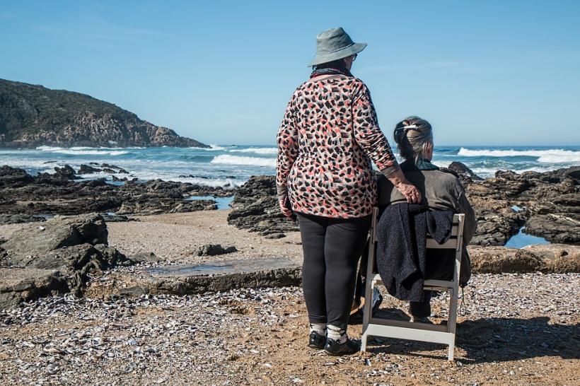 Vârsta de pensionare, redusă cu doi ani pentru cei din zonele poluate
