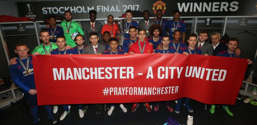Cluburile de fotbal din Manchester oferă un milion de lire sterline victimelor atentatului