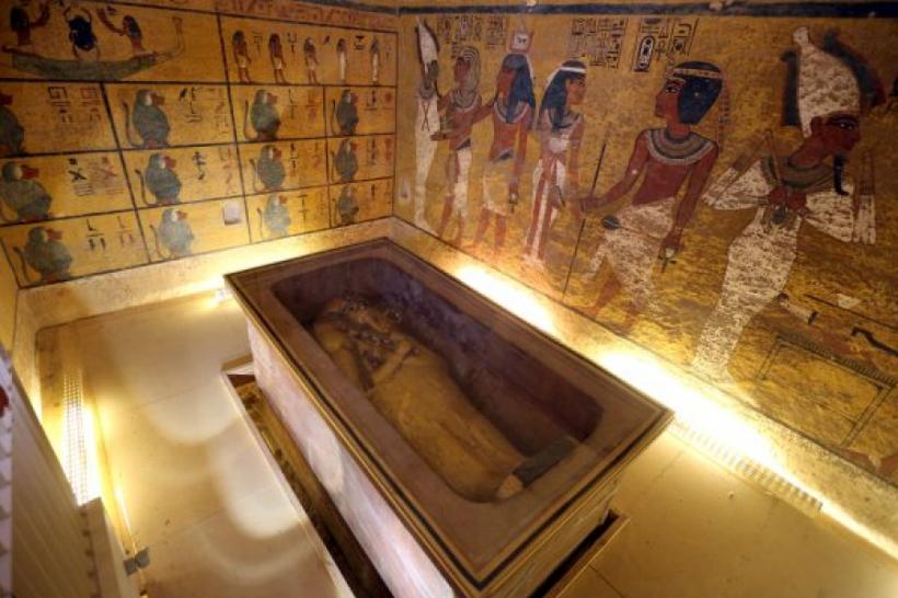 Tezaurul lui Tutankhamon: aur şi secrete