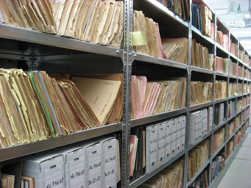 AMR despre desecretizarea arhivei SIPA: Inventarierea şi predarea documentelor să nu devină o sursă de şantaj
