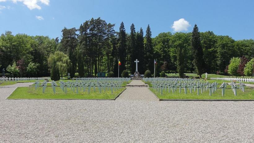 Ceremonie în memoria eroilor români din Primul Război Mondial înhumați în Franţa