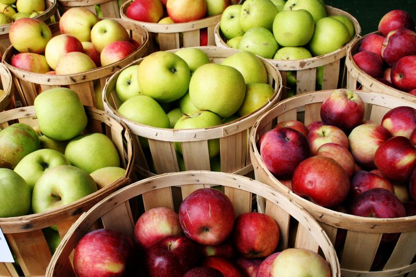 Cinci lucruri mai puţin cunoscute despre mere