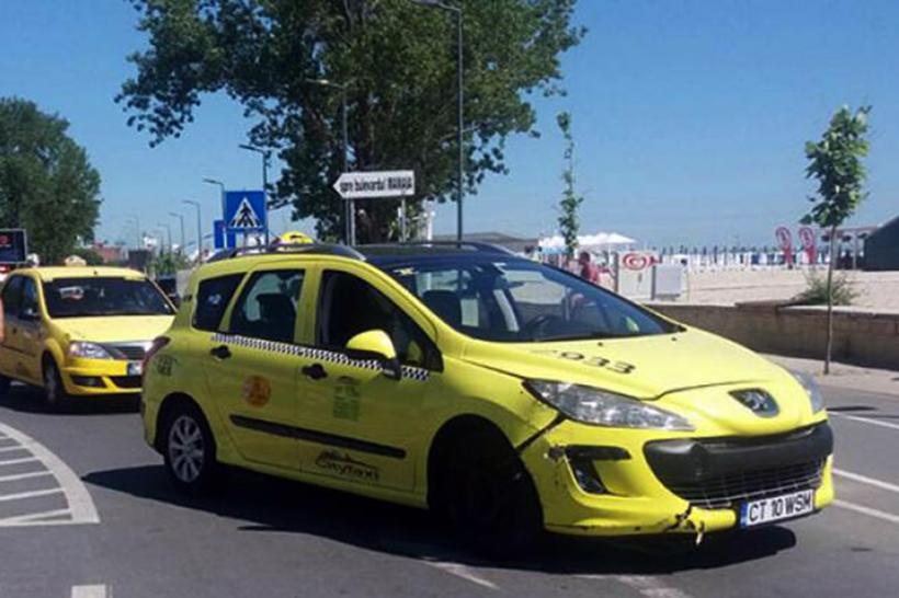 Panică pe Faleza din Mamaia după ce un bărbat a plecat în trombă cu un un taxi furat