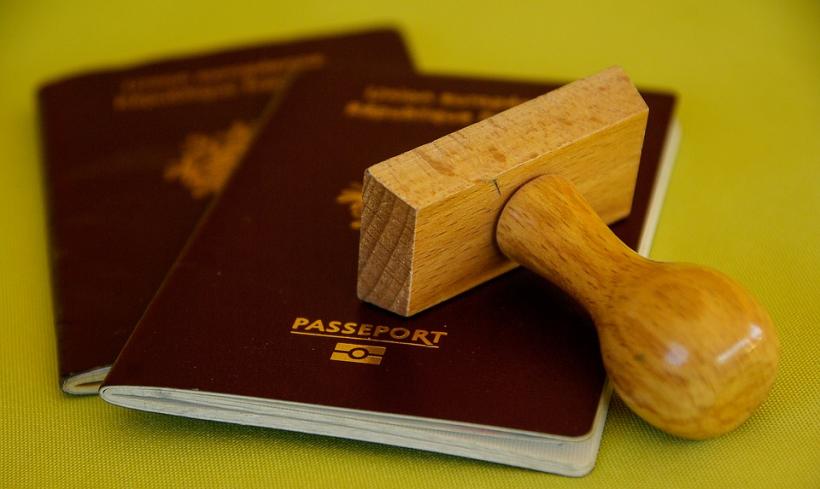 Din 11 iunie, cetăţenii ucraineni care au paşapoarte biometrice pot călători în România fără viză