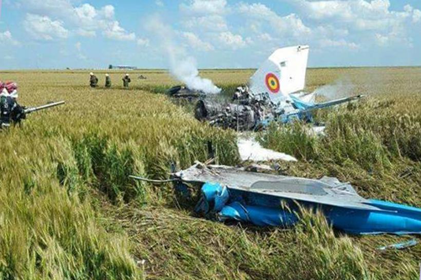 Pilotul avionului MIG prăbuşit la Kogălniceanu a ajuns la Spitalul Militar din Bucureşti