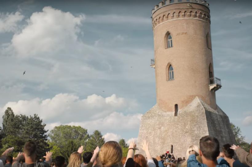VIDEO - Un spot publicitar filmat la Turnul Chindiei a stârnit reacţii vehemente