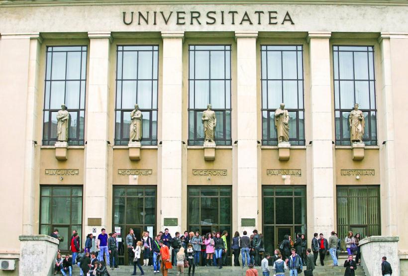 Situație tragică în universități: candidați doar pentru locurile de la stat