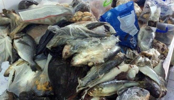 Constanţa: Peşte expirat, descoperit de Protecţia Consumatorilor în localurile de pe plaja din Eforie Nord