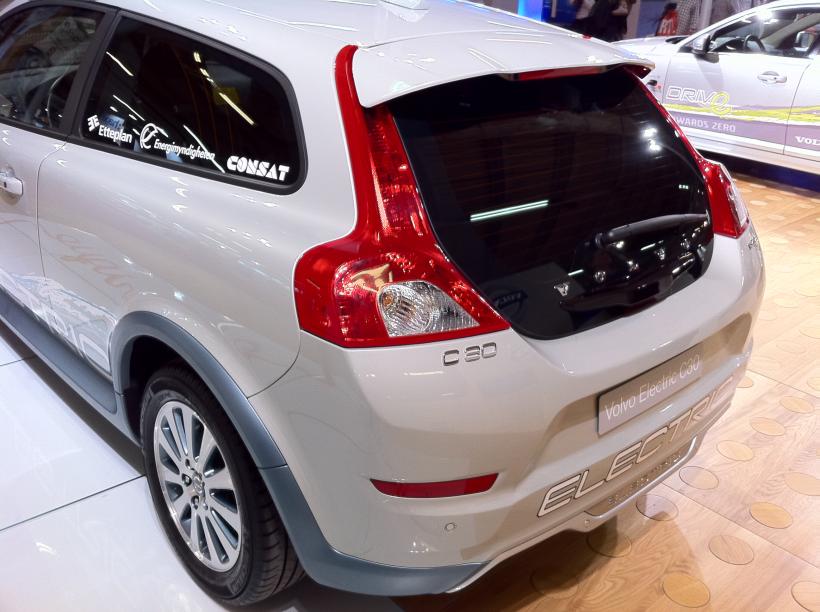 Volvo va face doar maşini electrice începând cu 2019
