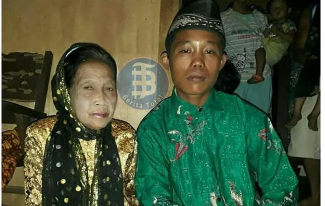 Indonezia: Un băiat de 15 ani a luat de soţie o femeie de 73 de ani după ce s-a ''îndrăgostit nebuneşte'' de ea