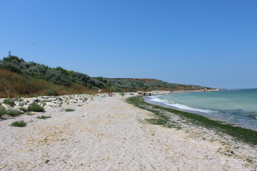 Conducta Transgaz de la Marea Neagră distruge plaja virgină de la Tuzla