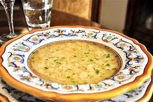 Supă cu „pernițe” (rețeta Mariei Comănelea din Prejmer)