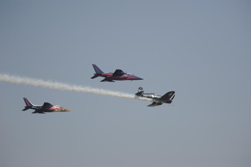 BIAS 2017 - un mix de acrobaţii cu elicopterul, aeronave militare şi avioane istorice (GALERIE FOTO) 18582778