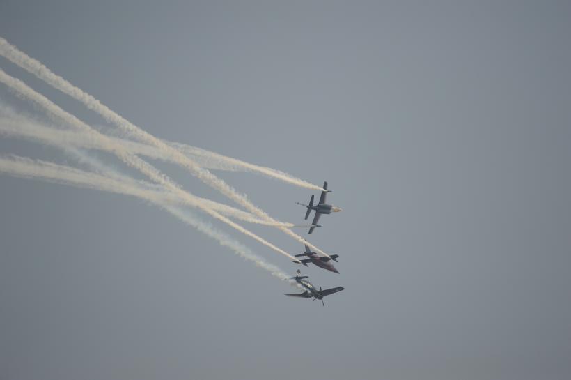 BIAS 2017 - un mix de acrobaţii cu elicopterul, aeronave militare şi avioane istorice (GALERIE FOTO) 18582782