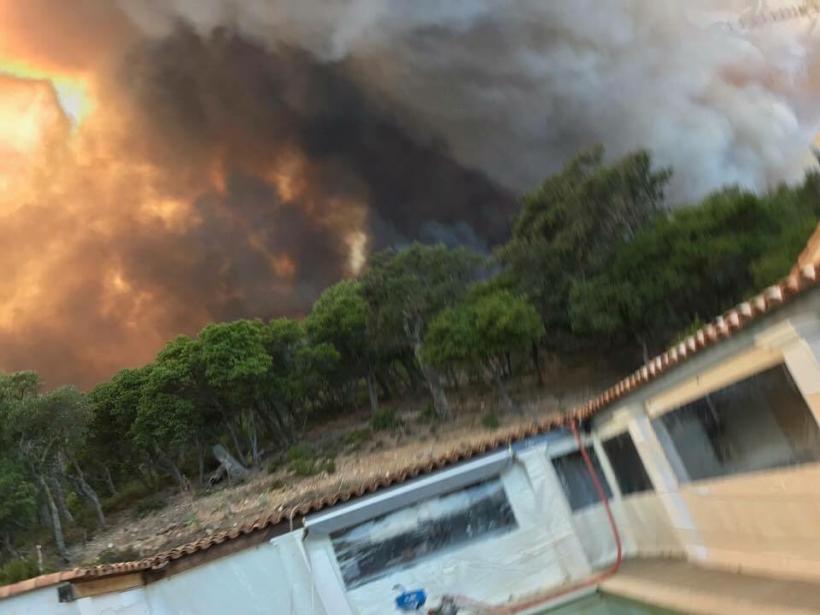 VIDEO - 10.000 de oameni, evacuați din cauza unui incendiu extrem de violent din sudul Franței