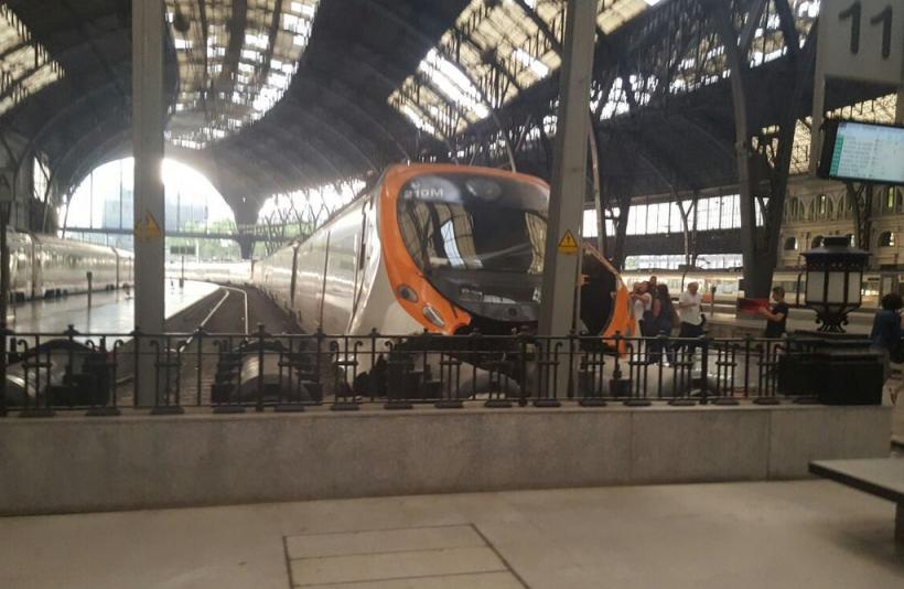 Zeci de răniţi într-un accident de tren în Barcelona. MAE confirmă că un român se află printre răniți