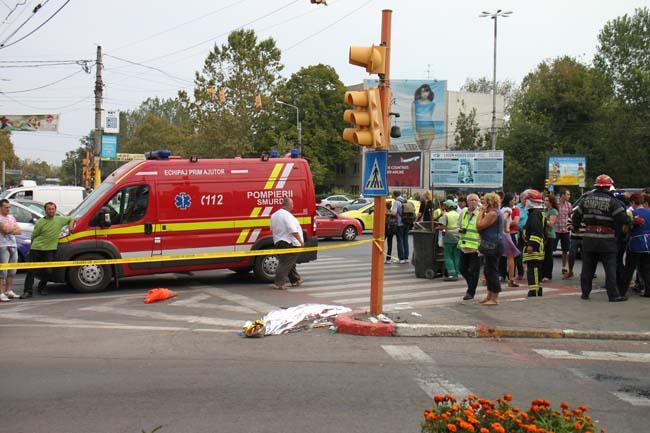 Doi morți și patru răniți într-un teribil accident la Timișoara