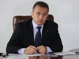 MEN: Ministrul Educației, Liviu Pop, nu exclude riscul unor întârzieri la manualele de clasa a V-a