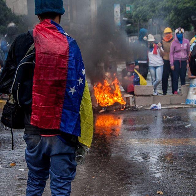 Donald Trump ameninţă Venezuela cu o opţiune militară