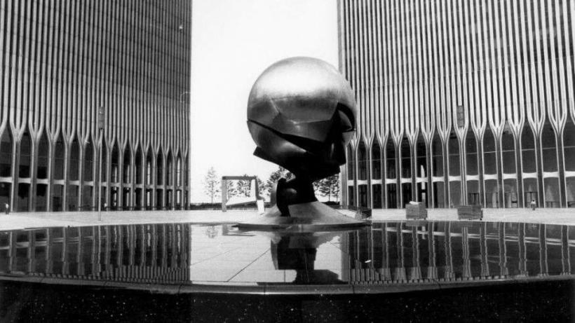 O sculptură care a supravieţuit tragediei de la 11 septembrie se va întoarce la World Trade Center