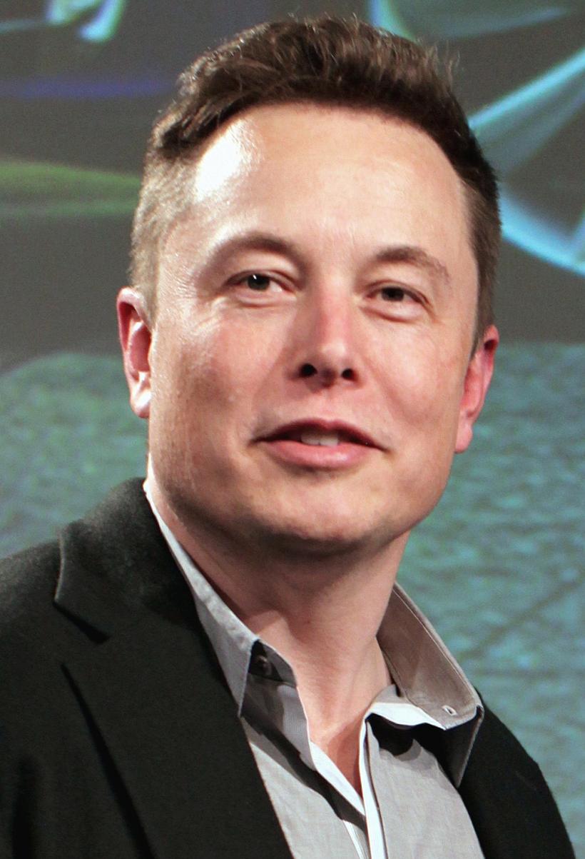 Elon Musk cere ONU să acţioneze împotriva roboţilor ucigaşi