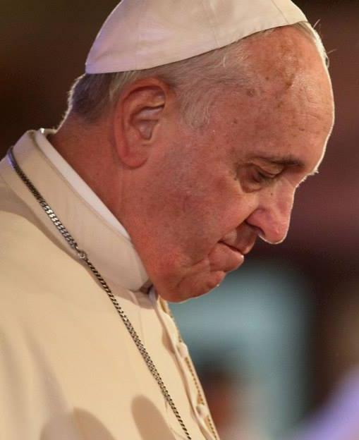 Papa Francisc spune că modul în care tratăm refugaţii este &quot;un test de umanitate&quot;