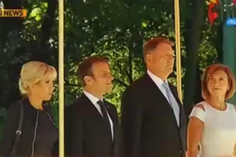 Emmanuel Macron, primit la Palatul Cotroceni de Klaus Iohannis