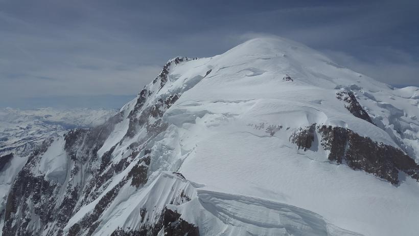 Trupurile a trei alpinişti au fost găsite în Mont Blanc, după mai bine de două decenii