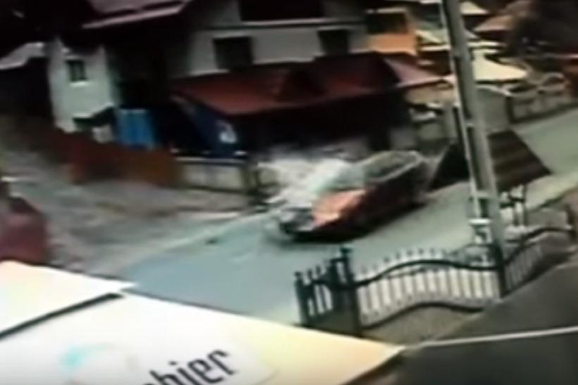VIDEO -  Accident violent, surprins de camerele de supraveghere