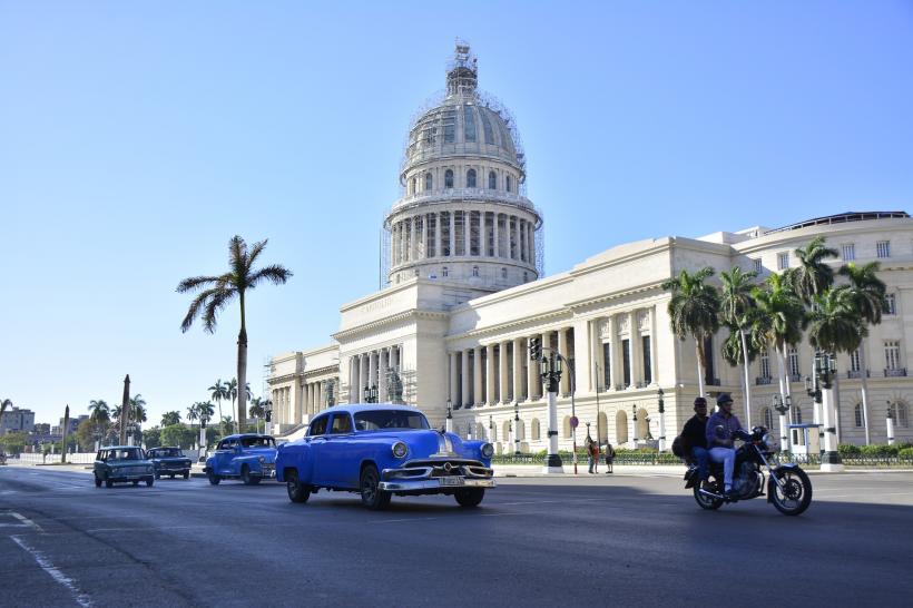 Angajați de la ambasada SUA din Havana au suferit probleme inexplicabile de sănătate. Motivul, un dispozitiv sonic ascuns