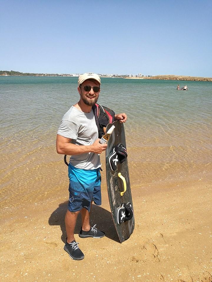 “Neatza cu Răzvan şi Dani” şi “Prietenii de la 11” revin din vacanţă… în vacanţă 18585669