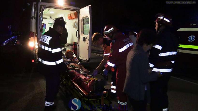 Accident teribil în Cluj! Un mort şi patru răniţi, între care doi tineri în comă, după ce o Alfa Romeo a intrat în plin într-un Fiat 