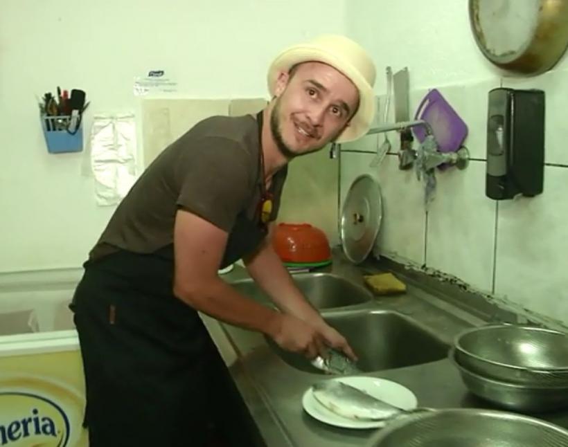 Șerban Copoț a fost nevoit să spele vase în Grecia, la o tavernă