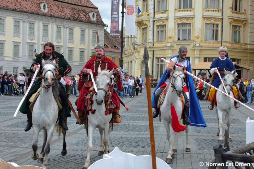 Festivalul Medieval din Sibiu a reînviat vremurile de altădată, oferind şi delicii gastronomice din trecut