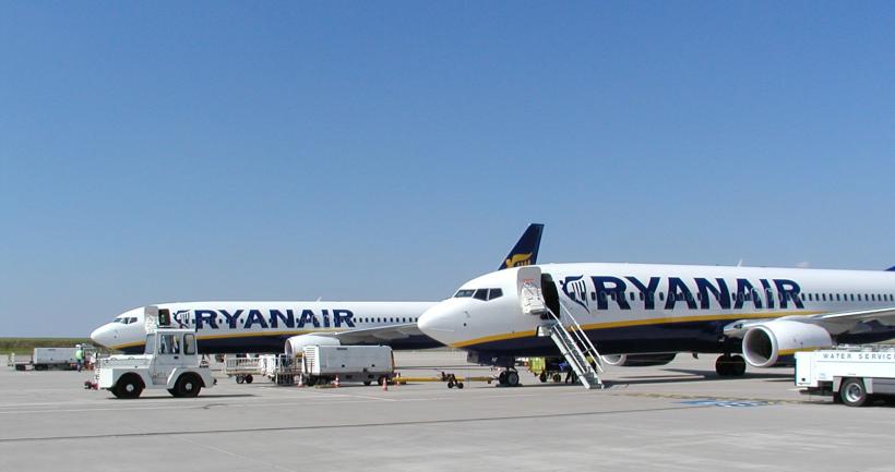 Ryanair schimbă politica privind bagajele