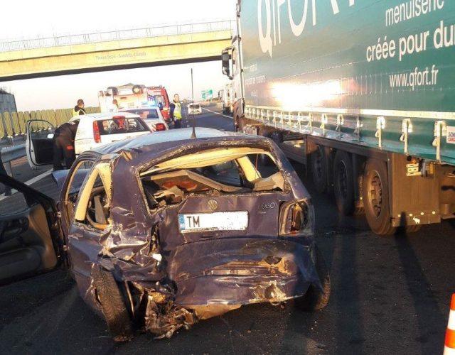 Tragedie pe Autostrada A1 în județul Timiș, un bărbat a murit și două persoane sunt rănite