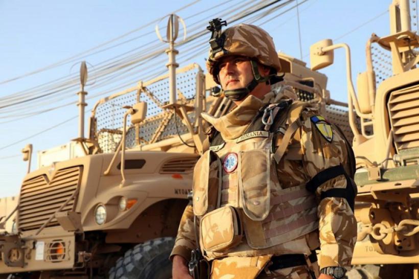  Preşedintele Iohannis l-a decorat pe militarul român mort în atacul din Afganistan 