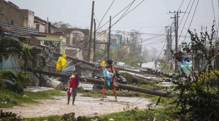 Uraganul Norma şi-a pierdut din intensitate pe măsură ce se apropie de Mexic