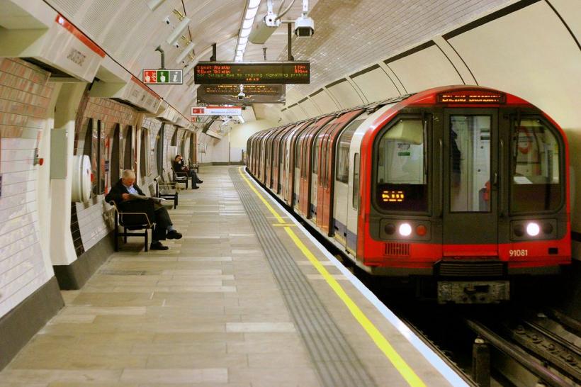 Şase arestări în cazul atacului terorist de la metroul din Londra