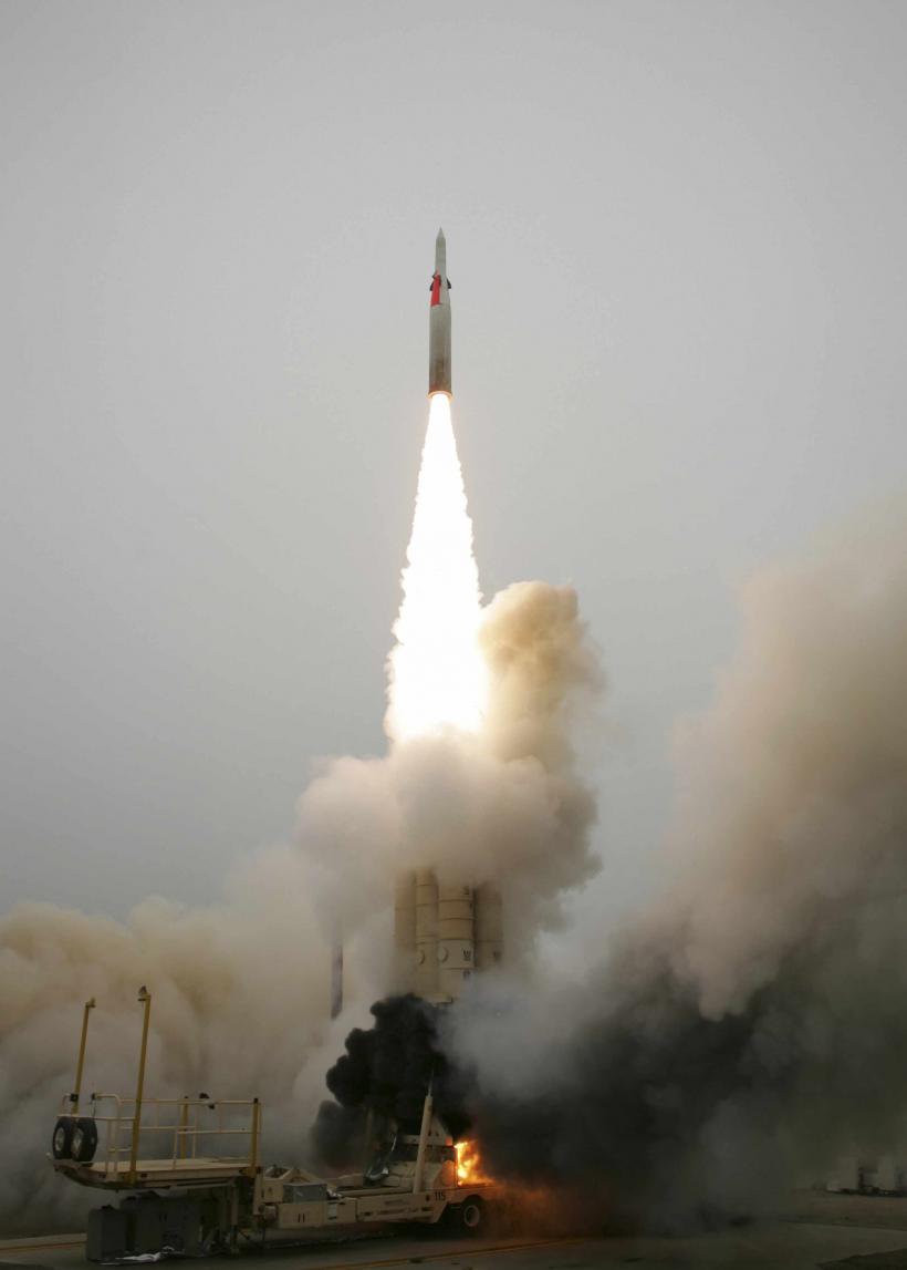 Iranul a testat cu succes o rachetă balistică (presă)