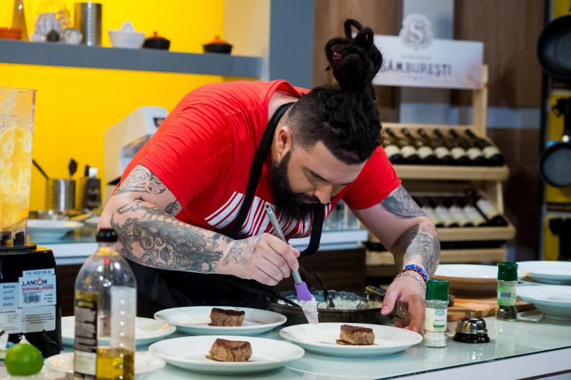 Floricica Dansatoarea în fața juraților ,,Chefi la cuțite” 18588743