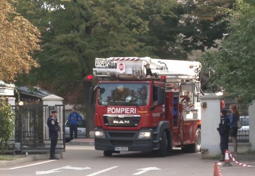 Simulare de cutremur puternic urmat de un incendiu de proporții la Suceava, desfășurat de ISU la Spitalul Judeţean 